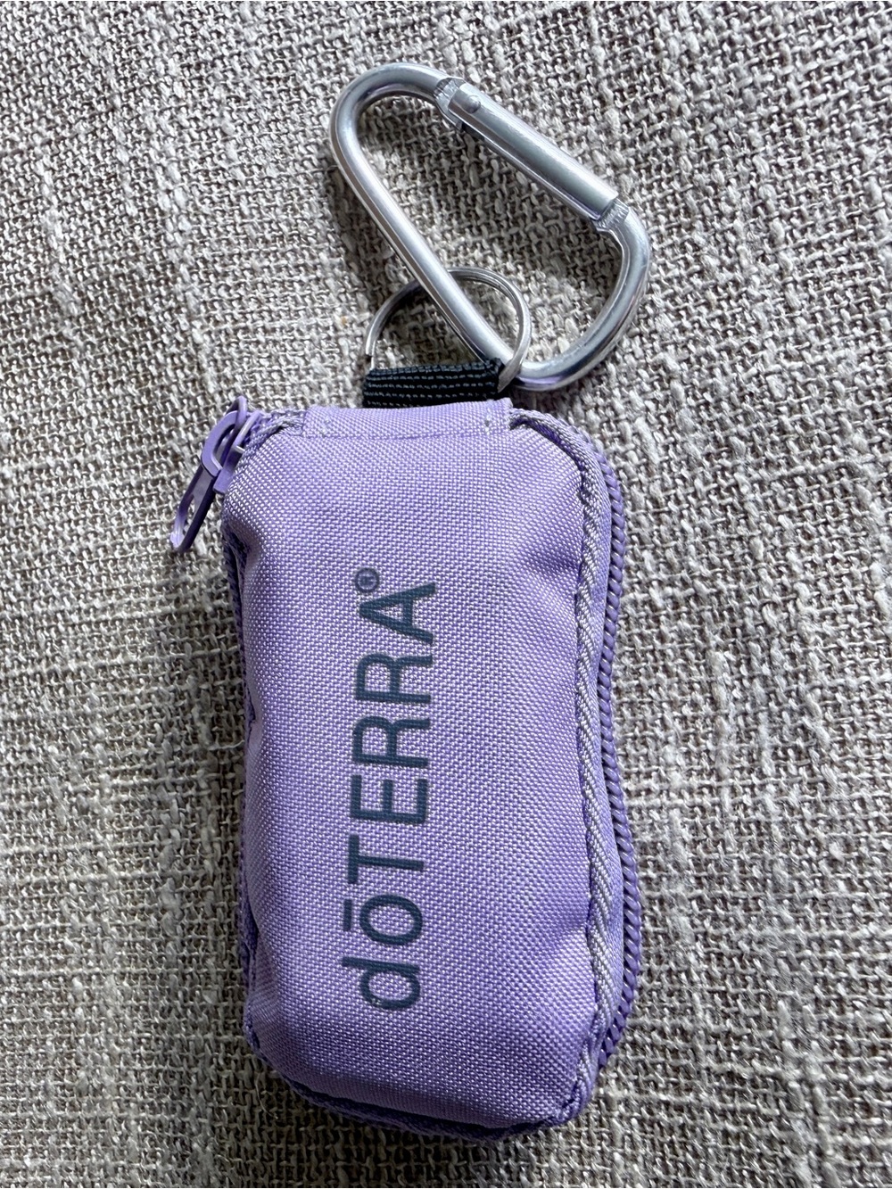 Doterra Purple Zippered Keychain Pouch with 8 Vial Bottles & Carabiner